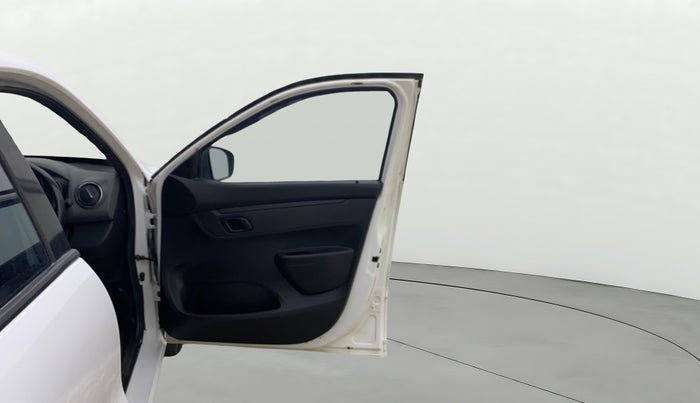 2017 Renault Kwid RXT 1.0, Petrol, Manual, 94,924 km, RHS Front Door