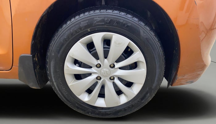 2017 Maruti Baleno DELTA PETROL 1.2, Petrol, Manual, 39,459 km, Right Front Wheel