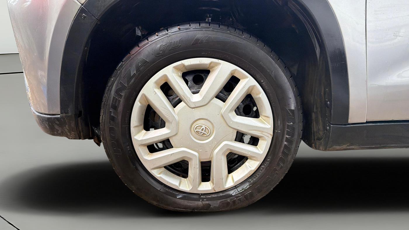 2022 Toyota URBAN CRUISER MID GRADE AT, Petrol, Automatic, 51,090 km, Left Front Wheel