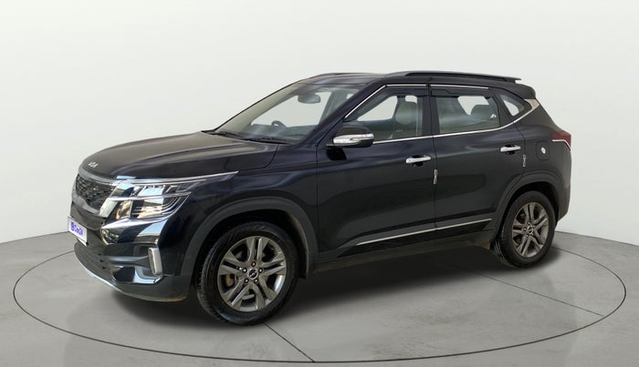 2023 KIA SELTOS HTX PETROL 1.5, Petrol, Manual, 42,332 km, Left Front Diagonal