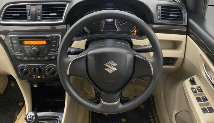 2016 Maruti Ciaz VXI (O), Petrol, Manual, 75,488 km, Steering Wheel Close Up