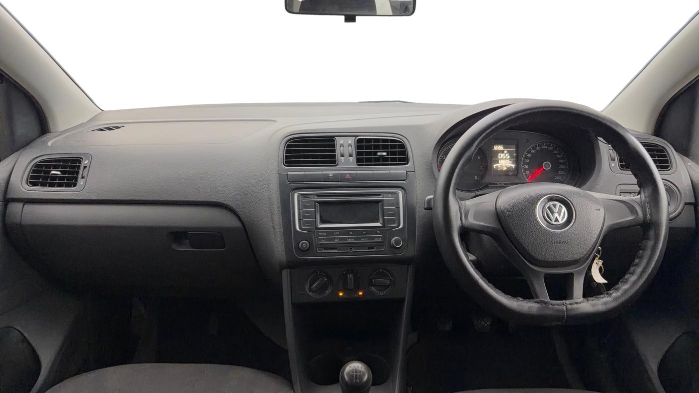 2016 Volkswagen Polo COMFORTLINE 1.2L, Petrol, Manual, 68,818 km, Dashboard