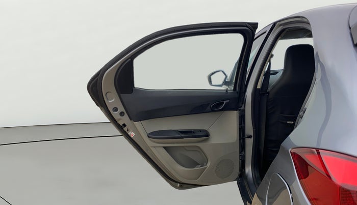 2018 Tata Tiago XM PETROL, Petrol, Manual, 83,861 km, LHS Rear Door