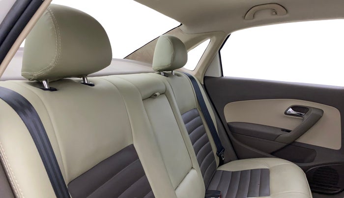 2014 Skoda Rapid AMBITION 1.6 MPI MT, Petrol, Manual, 39,036 km, Right Side Rear Door Cabin