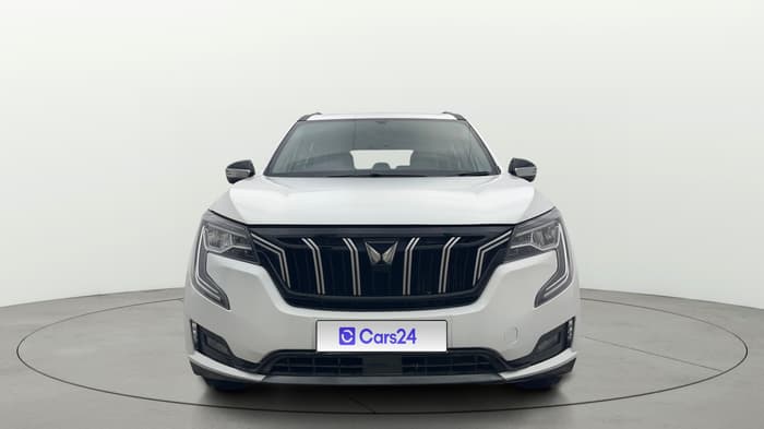 2023 Mahindra XUV700 AX 5 D AT 7 STR, Diesel, Automatic, 1,26,950 km, Front