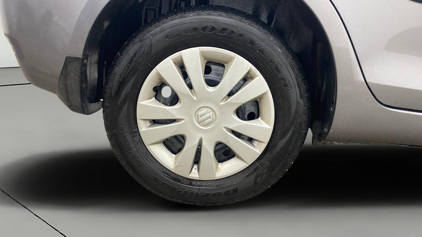 2014 Maruti Swift Dzire VXI, Petrol, Manual, 91,713 km, Right Rear Wheel