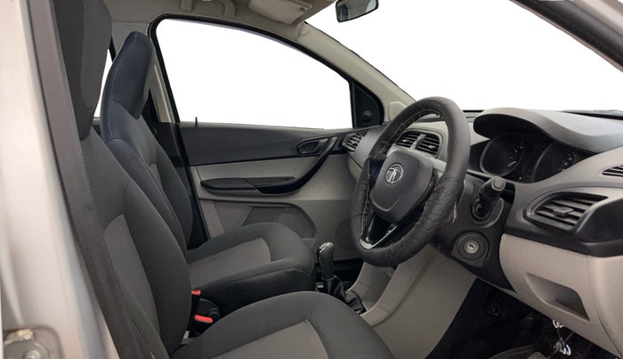 2018 Tata Tiago XM PETROL, Petrol, Manual, 47,257 km, Right Side Front Door Cabin