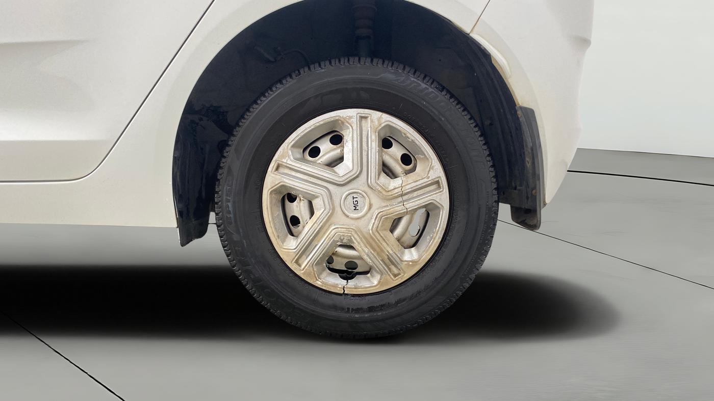 2021 Tata ALTROZ XE PETROL, Petrol, Manual, 32,631 km, Left Rear Wheel