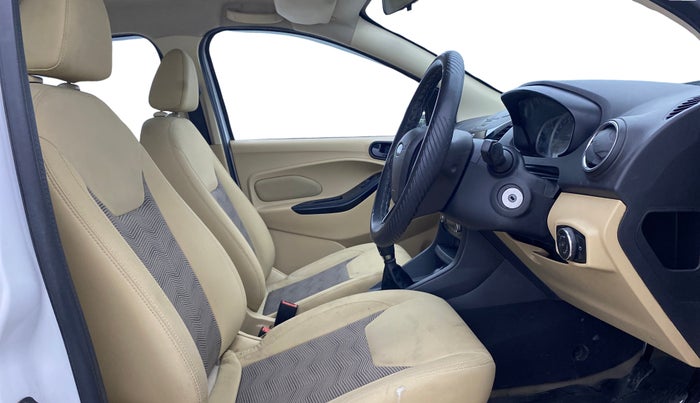 2017 Ford Figo Aspire TITANIUM 1.2 PETROL, Petrol, Manual, 98,248 km, Right Side Front Door Cabin