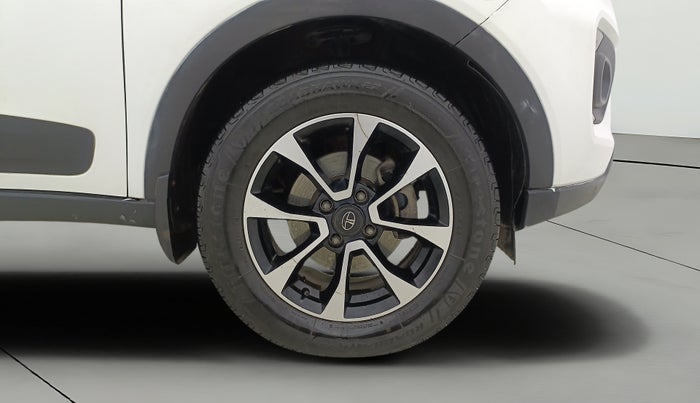 2021 Tata NEXON XZ PLUS DIESEL, Diesel, Manual, 94,069 km, Right Front Wheel
