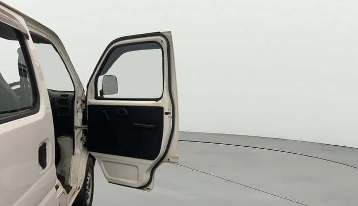2022 Maruti Eeco 7 STR, Petrol, Manual, 44,689 km, RHS Front Door