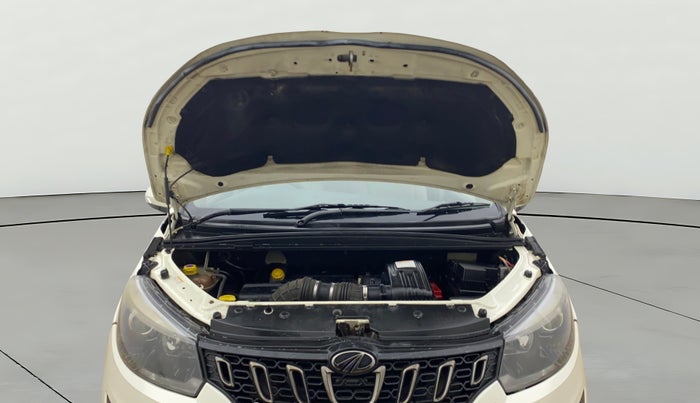 2018 Mahindra MARAZZO M8 7 STR, Diesel, Manual, 1,31,769 km, Open Bonet