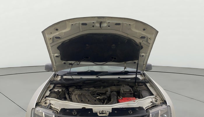 2017 Renault Duster RXS CVT, Petrol, Automatic, 1,09,289 km, Open Bonet