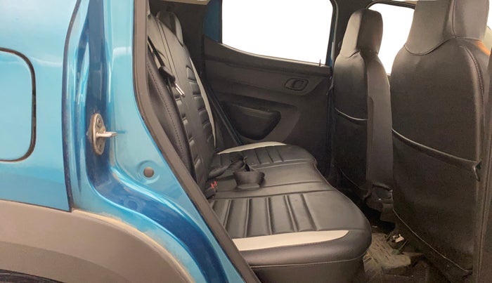 2023 Renault Kwid RXT 1.0 AMT, Petrol, Automatic, 25,339 km, Right Side Rear Door Cabin