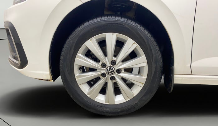 2022 Volkswagen VIRTUS HIGHLINE TSI 1.0 MT, Petrol, Manual, 61,366 km, Left Front Wheel