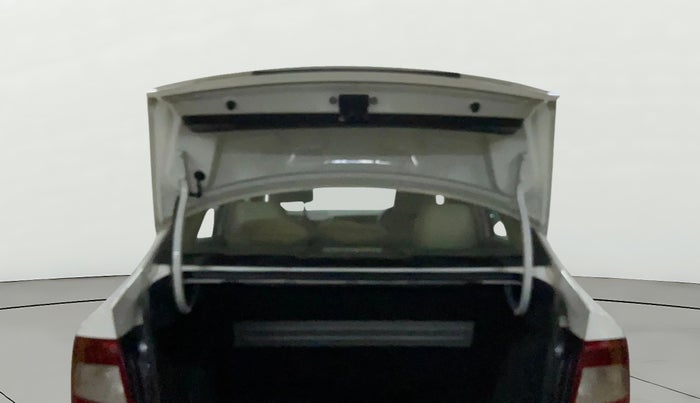 2015 Skoda Rapid 1.5 TDI CR ELEGANCE, Diesel, Manual, 98,257 km, Boot Door Open