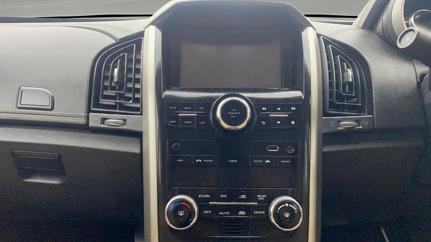 2021 Mahindra XUV500 W11, Diesel, Manual, 65,170 km, Air Conditioner
