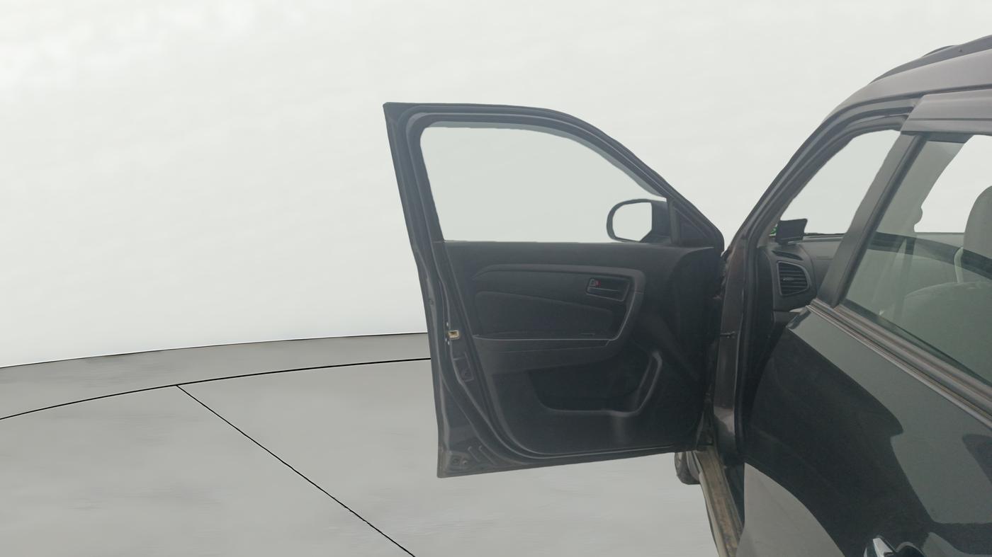 2021 Maruti Vitara Brezza VXI AT SHVS, Petrol, Automatic, 23,948 km, LHS Front Door