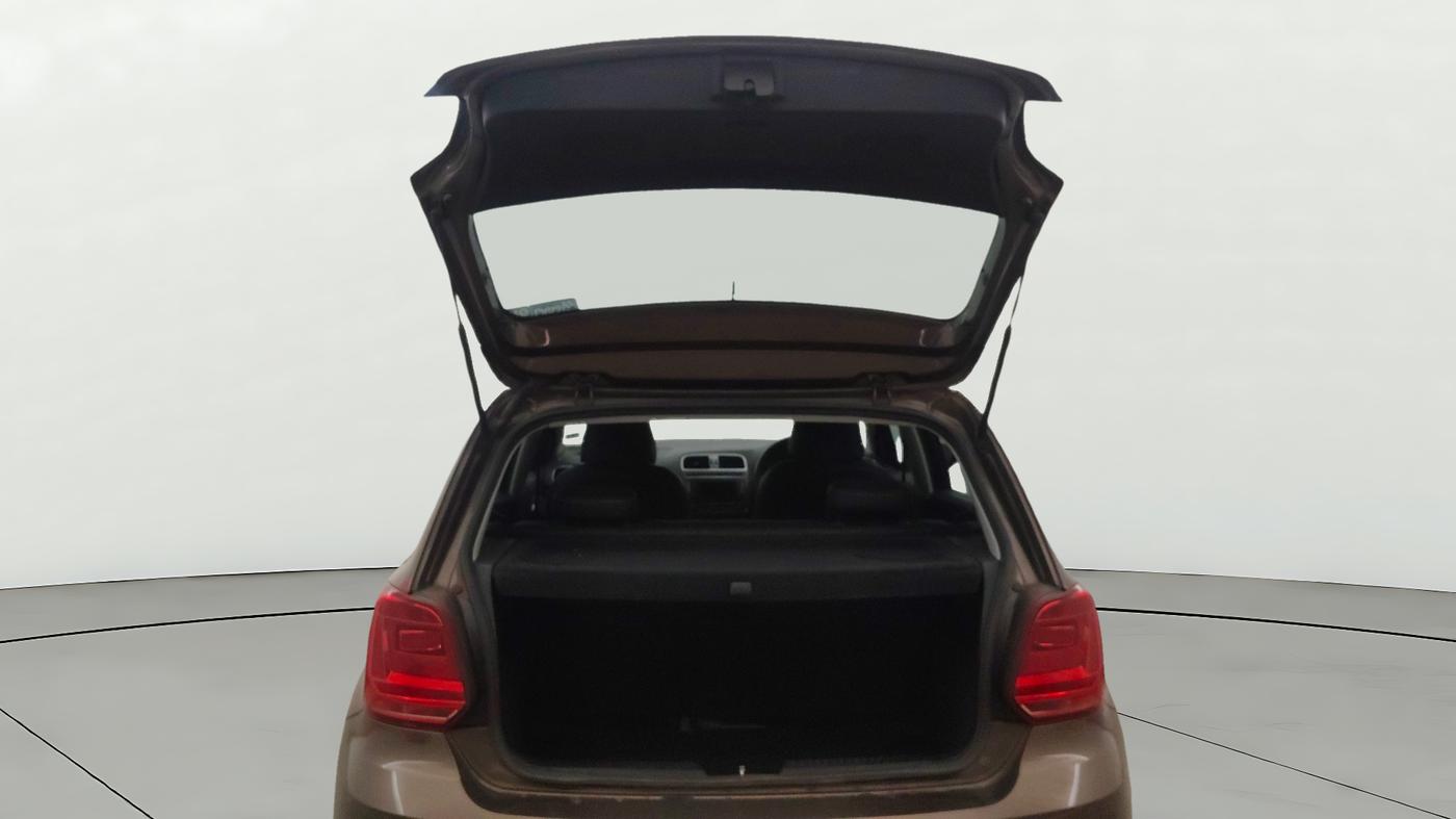 2020 Volkswagen Polo HIGHLINE PLUS 1.0L TSI, Petrol, Manual, 42,149 km, Boot Door Open