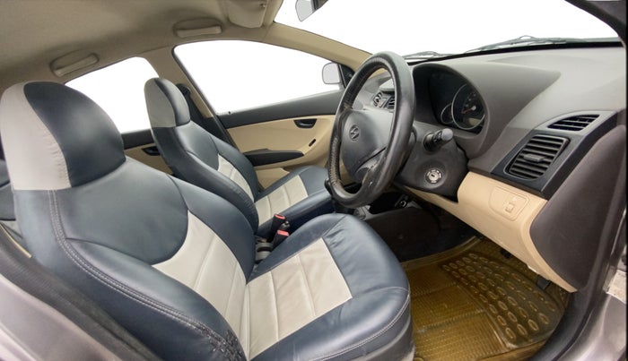 2012 Hyundai Eon MAGNA, Petrol, Manual, 70,686 km, Right Side Front Door Cabin