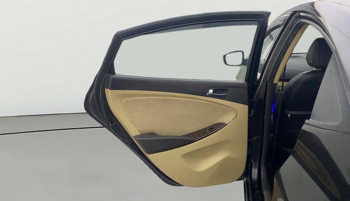 2014 Hyundai Verna FLUIDIC 1.6 VTVT SX, Petrol, Manual, 1,01,092 km, LHS Rear Door