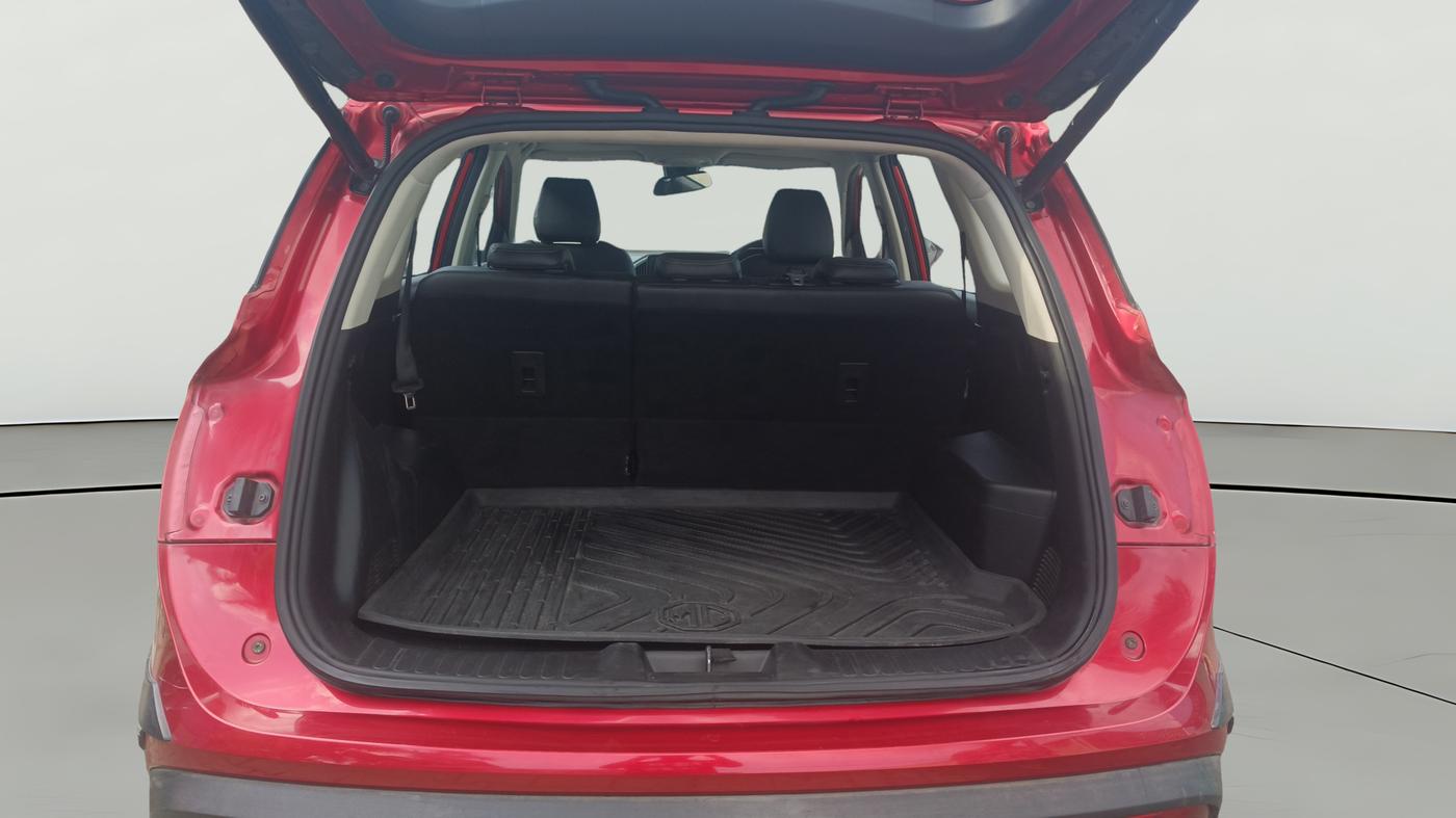 2020 MG HECTOR SHARP HYBRID 1.5 PETROL, Petrol, Manual, 1,26,613 km, Boot Open Zoomed View