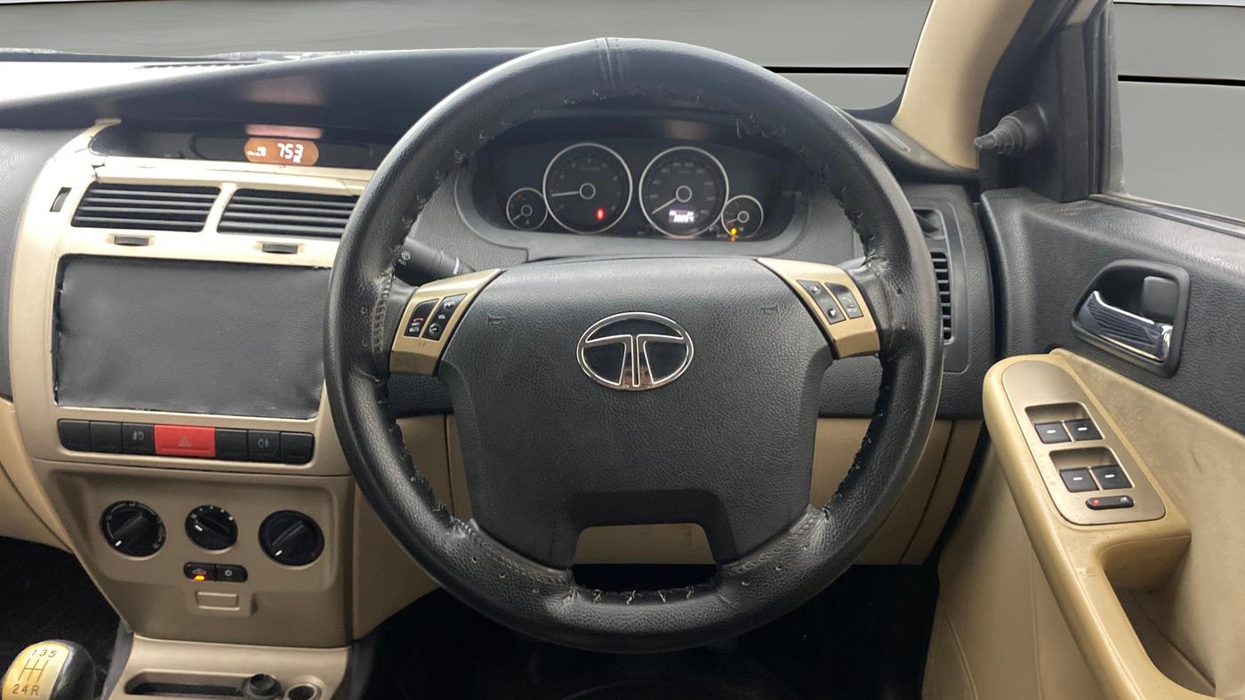 2014 Tata Indica Vista VX TECH QUADRAJET, Diesel, Manual, 38,245 km, Steering Wheel Close Up
