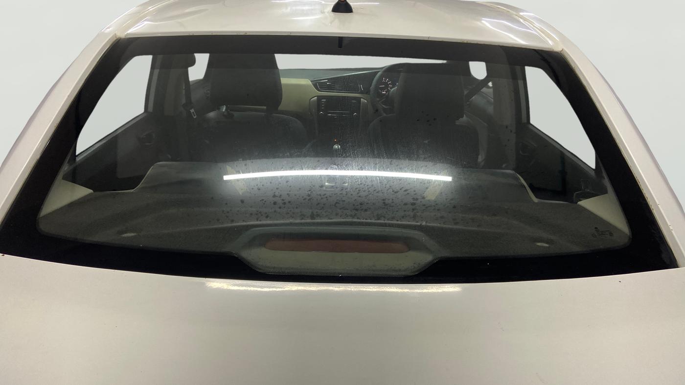 2016 Tata Zest XMS PETROL, Petrol, Manual, 80,107 km, Rear Windshield