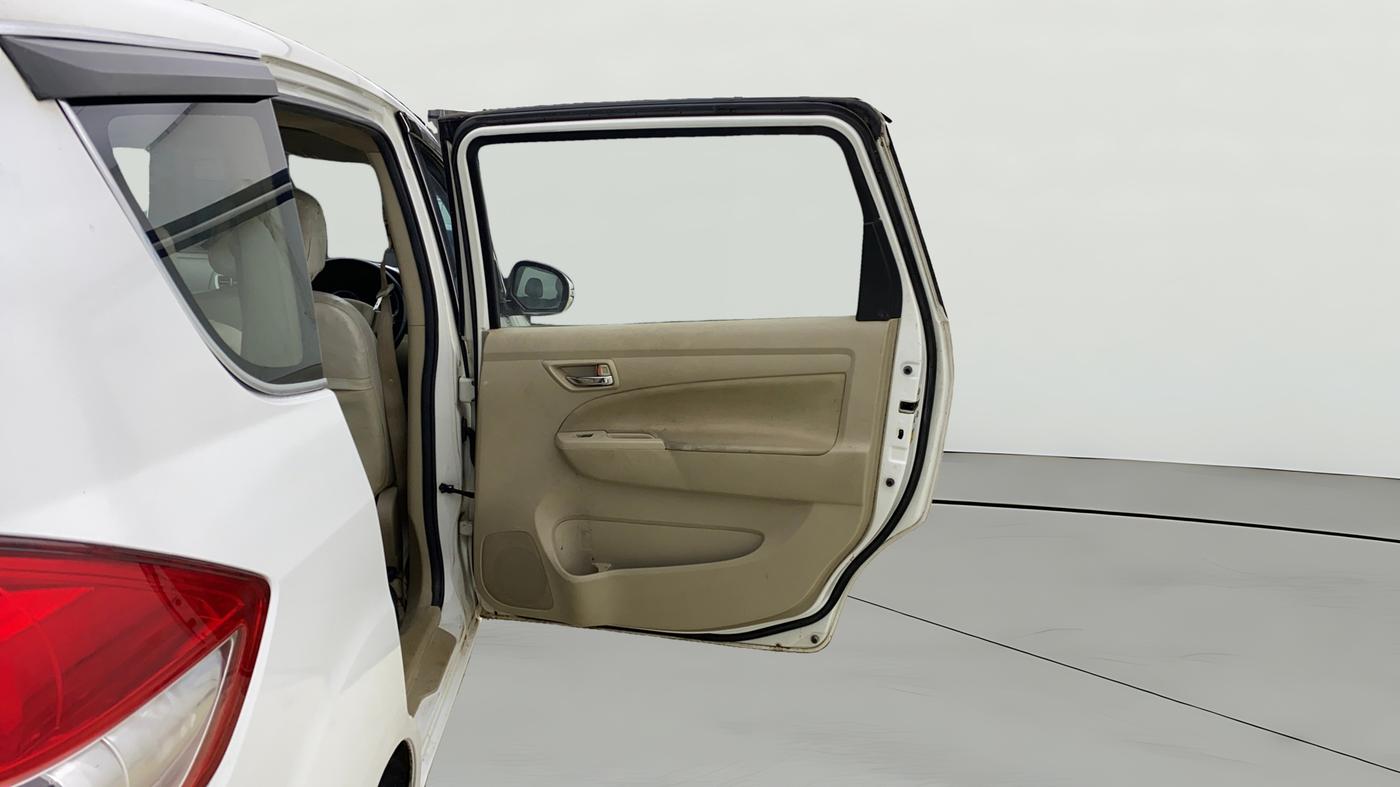 2016 Maruti Ertiga VXI, CNG, Manual, 44,162 km, RHS Rear Door