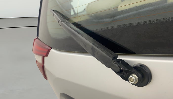 2020 Mahindra XUV500 W9, Diesel, Manual, 95,540 km, Rear Wiper