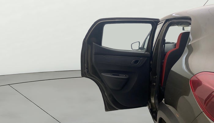 2022 Renault Kwid RXT 1.0 AMT, Petrol, Automatic, 15,747 km, LHS Rear Door