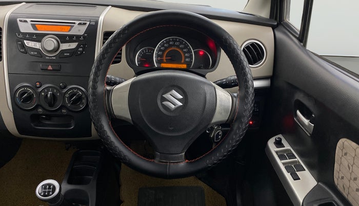 2016 Maruti Wagon R 1.0 VXI, CNG, Manual, 56,424 km, Steering Wheel Close Up