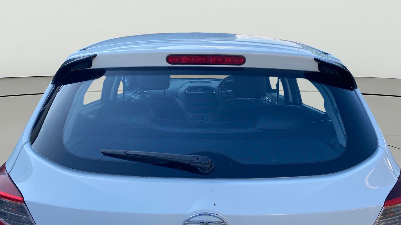 2020 Tata Tiago XZ PETROL, Petrol, Manual, 92,883 km, Rear Windshield