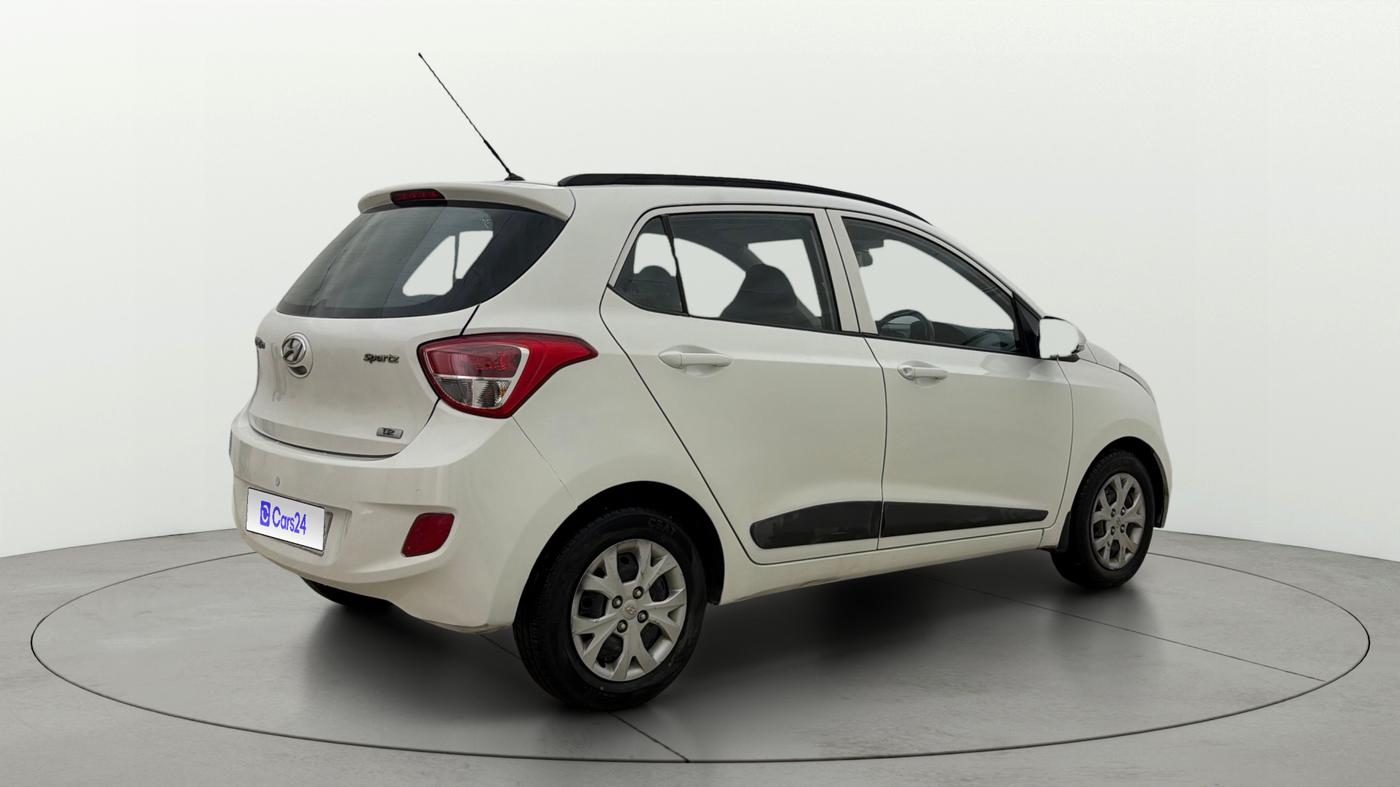 2015 Hyundai Grand i10 SPORTZ 1.2 KAPPA VTVT, Petrol, Manual, 58,650 km, Right Back Diagonal