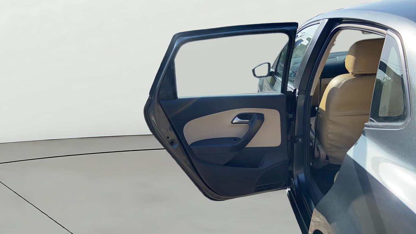 2018 Volkswagen Ameo HIGHLINE PLUS 1.5L AT 16 ALLOY, Diesel, Automatic, 87,218 km, LHS Rear Door
