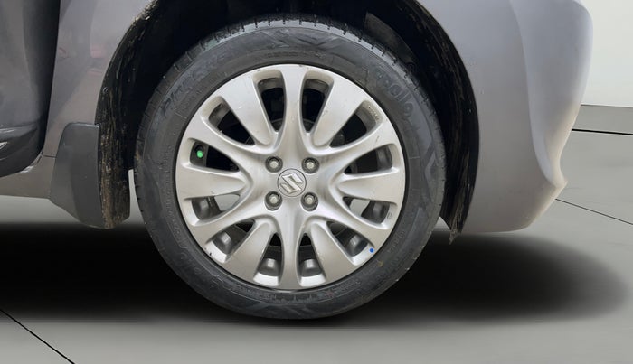 2018 Maruti Baleno ALPHA PETROL 1.2, Petrol, Manual, 66,318 km, Right Front Wheel