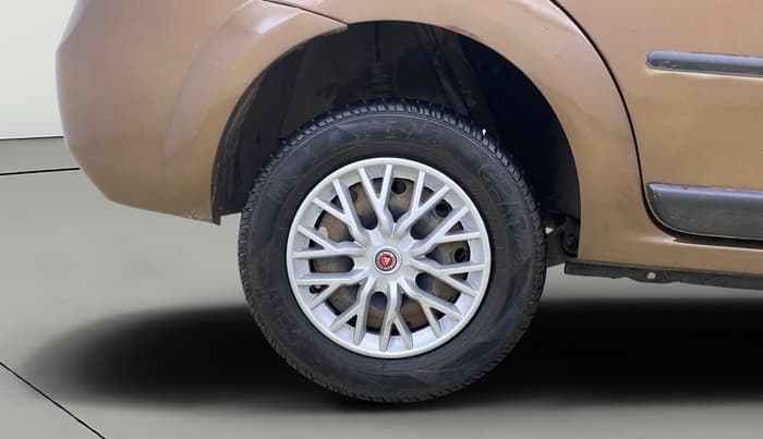2012 Mahindra Verito 1.5 D4, Diesel, Manual, 89,640 km, Right Rear Wheel