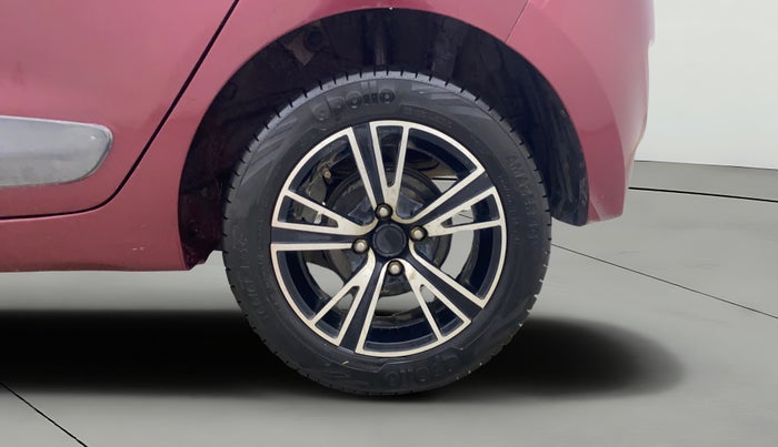 2016 Hyundai Grand i10 SPORTZ 1.2 KAPPA VTVT, Petrol, Manual, 30,618 km, Left Rear Wheel