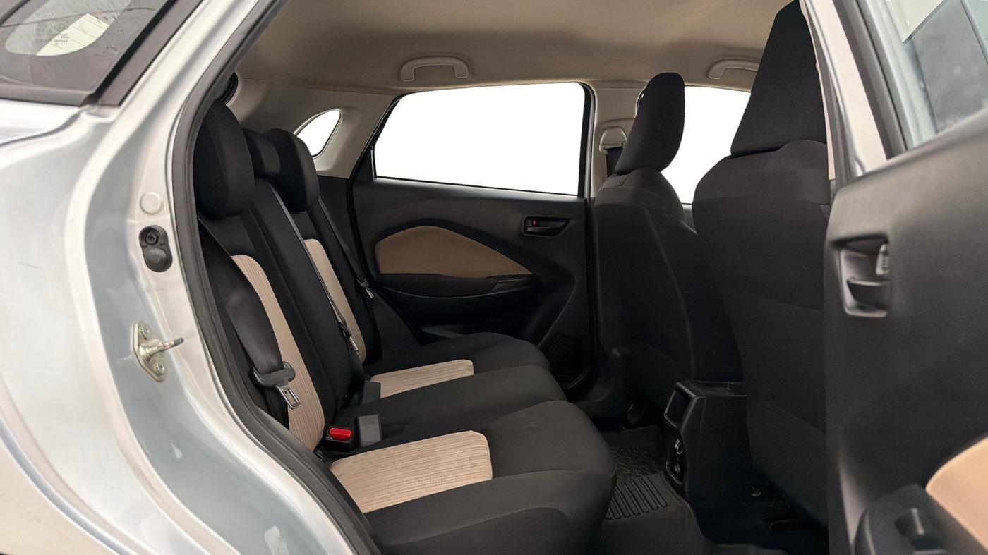 2023 Toyota Glanza S, Petrol, Manual, 77,184 km, Right Side Rear Door Cabin