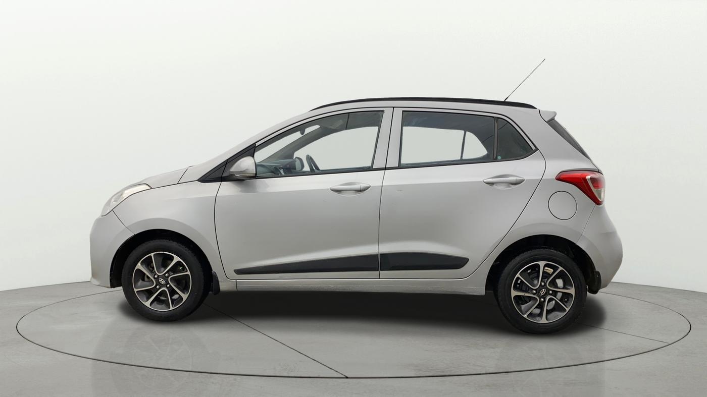 2017 Hyundai Grand i10 SPORTZ (O) AT 1.2 KAPPA VTVT, Petrol, Automatic, 75 km, Left Side