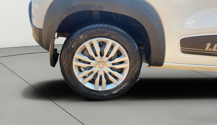 2021 Renault Kwid RXT 1.0, Petrol, Manual, 38,445 km, Right Rear Wheel