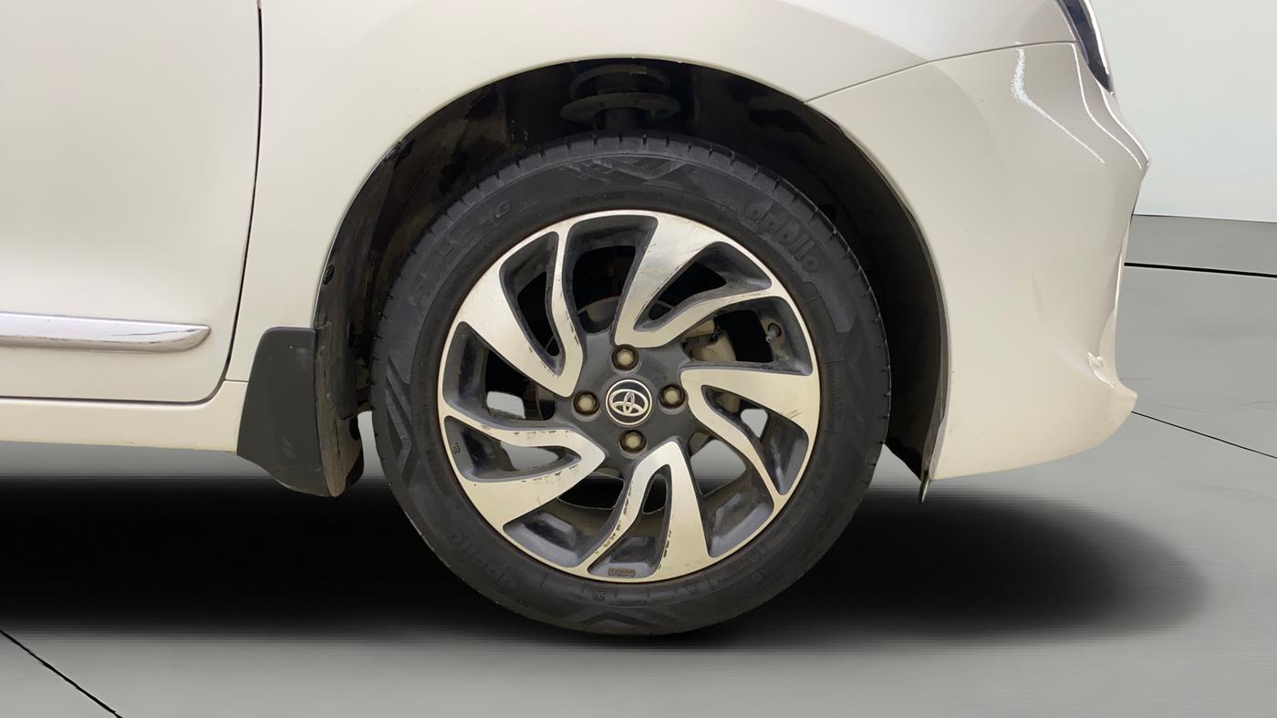 2019 Toyota Glanza V CVT, Petrol, Automatic, 29,733 km, Right Front Wheel