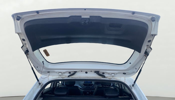 2020 Tata ALTROZ XZ DIESEL, Diesel, Manual, 96,355 km, Boot Door Open