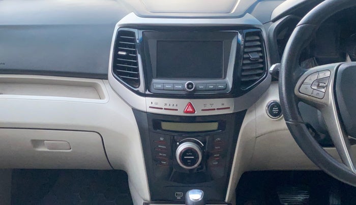 2019 Mahindra XUV300 W8 (O) 1.5 DIESEL AMT, Diesel, Automatic, 1,23,093 km, Air Conditioner