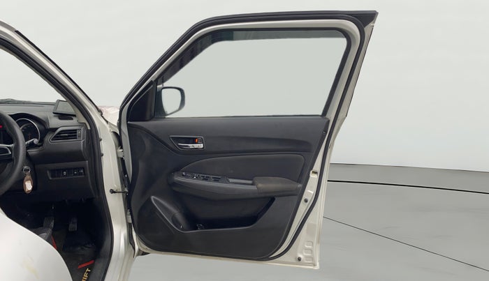 2021 Maruti Swift VXI, Petrol, Manual, 54,815 km, RHS Front Door