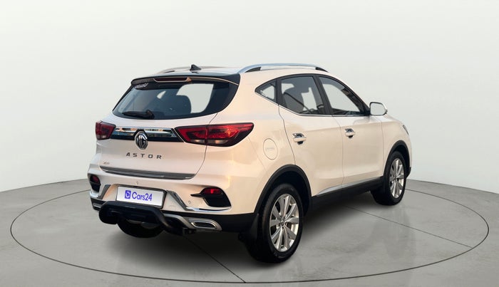 2022 MG ASTOR SUPER 1.5 MT, Petrol, Manual, 14,356 km, Right Back Diagonal