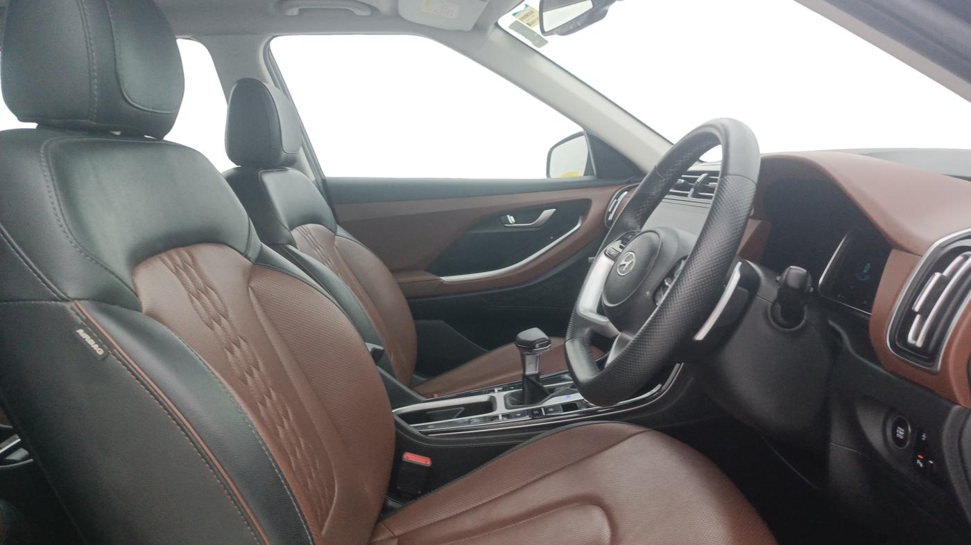 2022 Hyundai ALCAZAR 1.5 SIGNATURE (O) AT 6STR, Diesel, Automatic, 54,375 km, Right Side Front Door Cabin