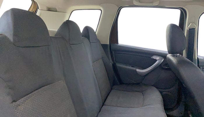 2013 Renault Duster 85 PS RXE DIESEL, Diesel, Manual, 1,00,493 km, Right Side Rear Door Cabin