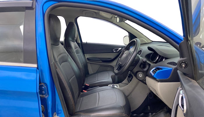 2019 Tata Tiago XZA PLUS PETROL, Petrol, Automatic, 28,065 km, Right Side Front Door Cabin