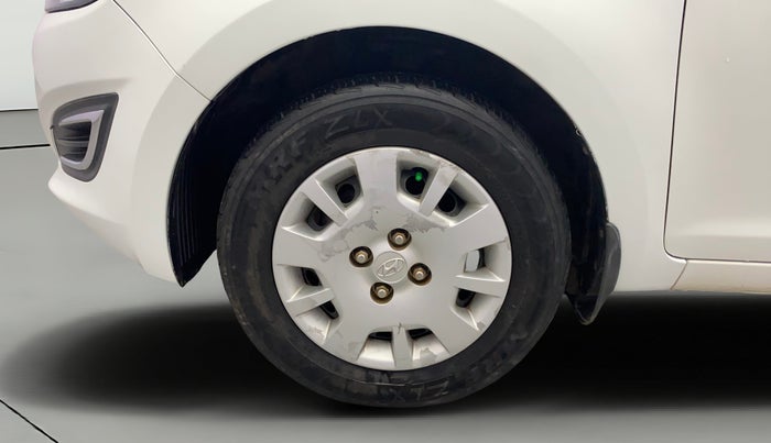 2013 Hyundai i20 MAGNA 1.2, Petrol, Manual, 73,411 km, Left Front Wheel